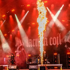 Lacuna Coil.
