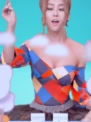 Chinesische Pop-Band Wang Rong Rollin: Auf den Spuren des "Gangnam Style"