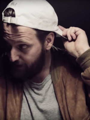 Team Avantgarde: Phase fragt "Wer Bin Ich"