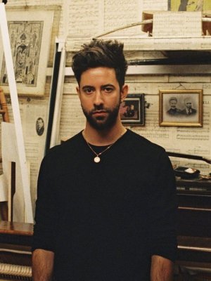 Videopremiere: "Just The Same" von Bruno Major