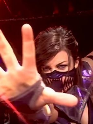 Dream Wife: Frauen-Wrestling-Clip zu "F.U.U."