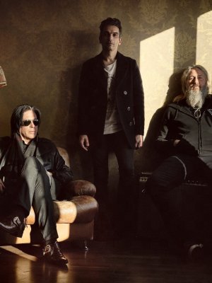 Gone Is Gone: Neues Album auf Vinyl zu gewinnen