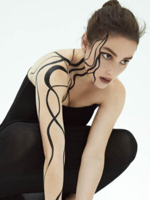 Banks: Neues Video "The Devil"