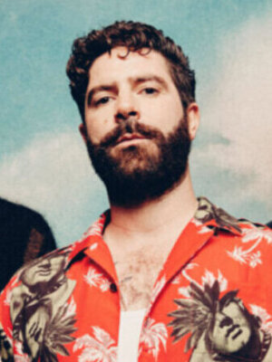 Schuh-Plattler: Foals-Sänger disst Strokes-Manager