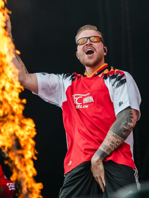 Doubletime: Finch erteilt Hausverbot