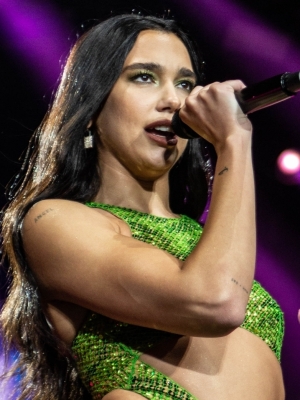 Dua Lipa, Britney etc.: Talay Riley bei Messerangriff getötet